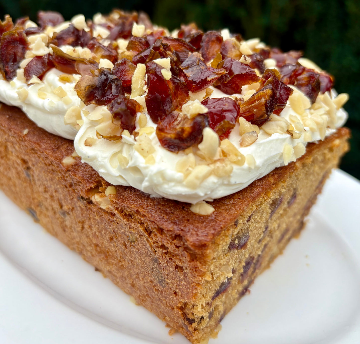 Date, Walnut & Ginger Loaf Cake
with Vanilla Bean Mascarpone Frosting ❤️- PDF recipe